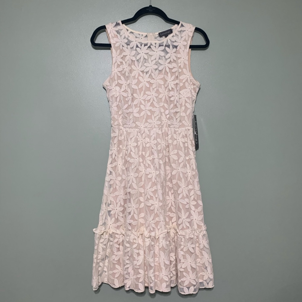 LUXOLOGY White/Cream Floral Lace Dress